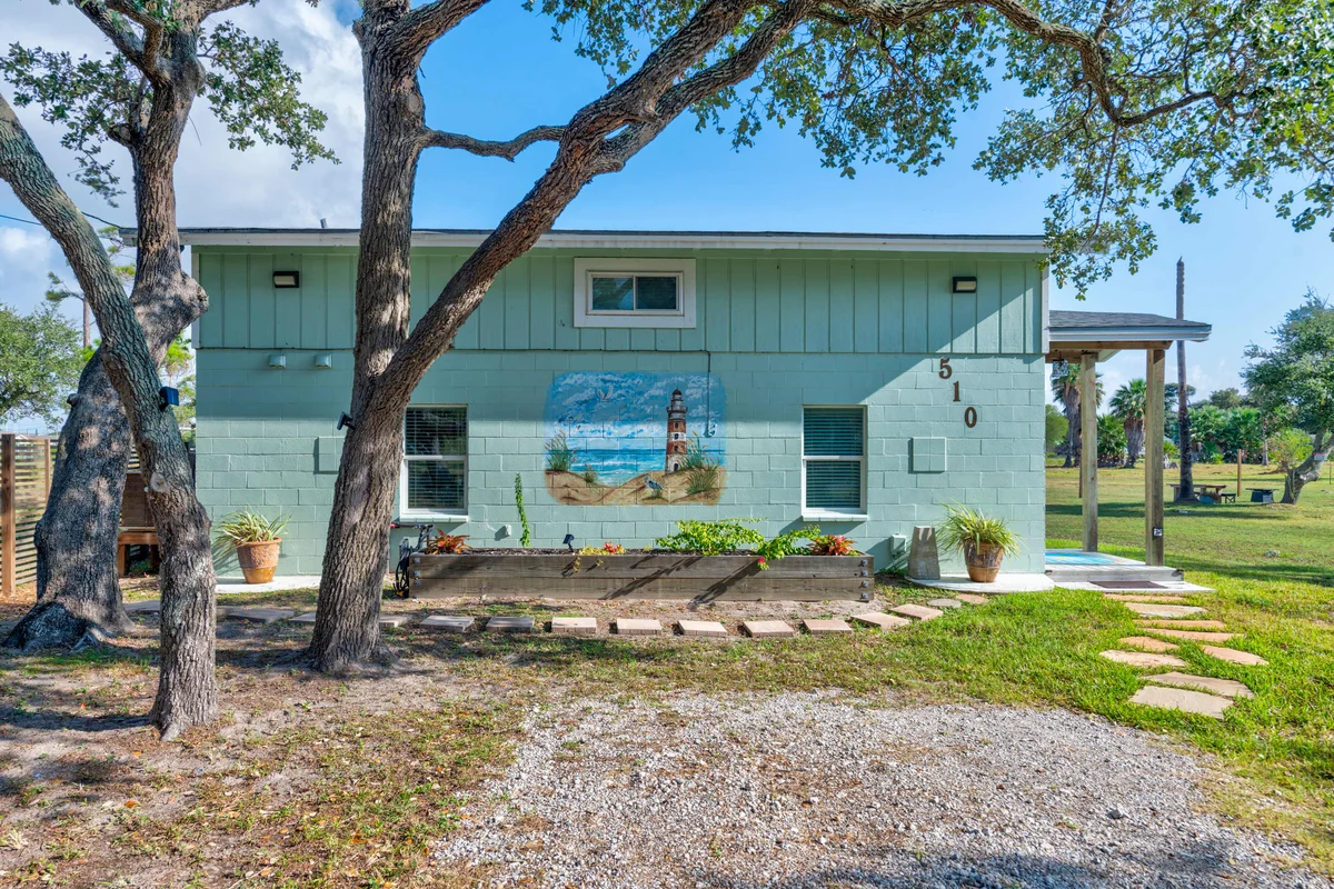 Home in Rockport property photo 3