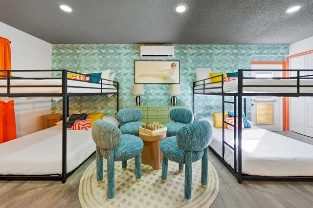 Bedroom 1 image 1