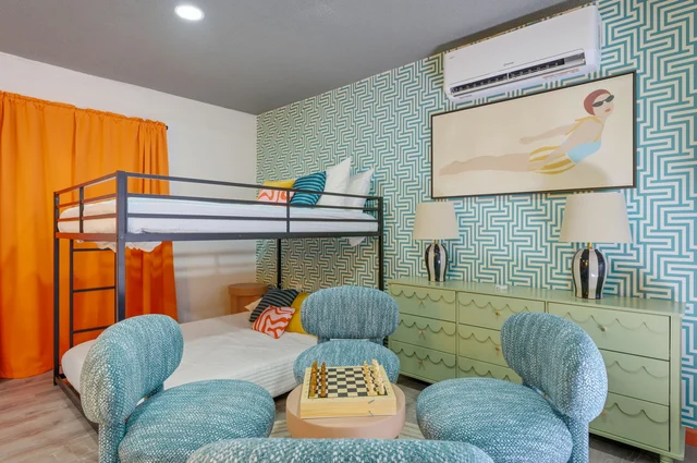 Bedroom 3 image 1