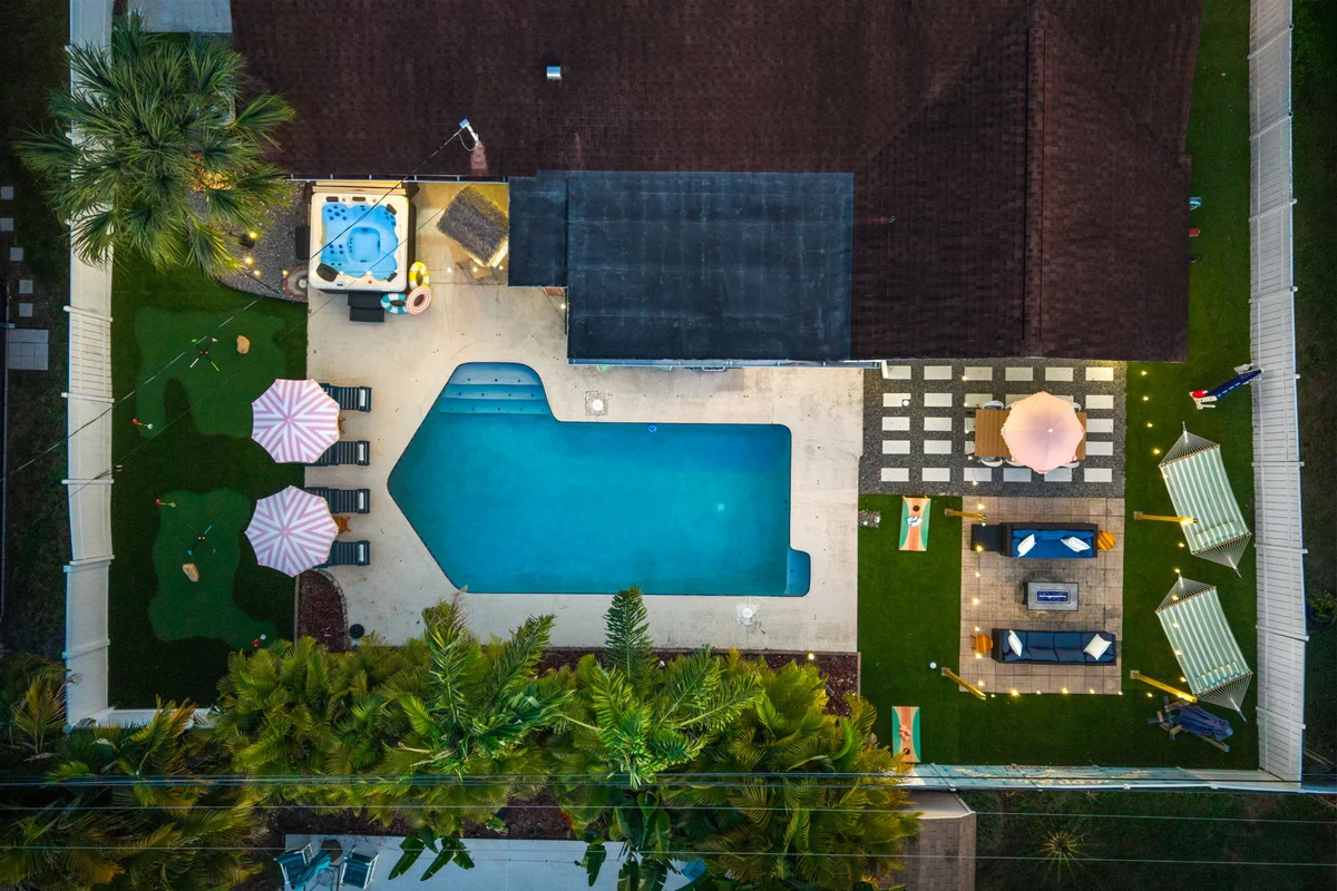 Tropical Tee - Putt Putt - Pool - Hot Tub - Bikes property photo 2