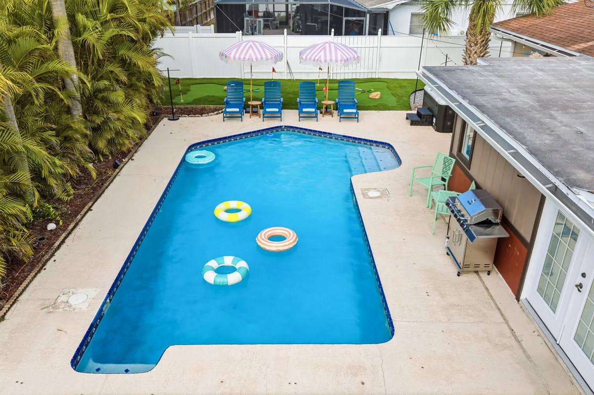 Tropical Tee - Putt Putt - Pool - Hot Tub - Bikes property photo 2