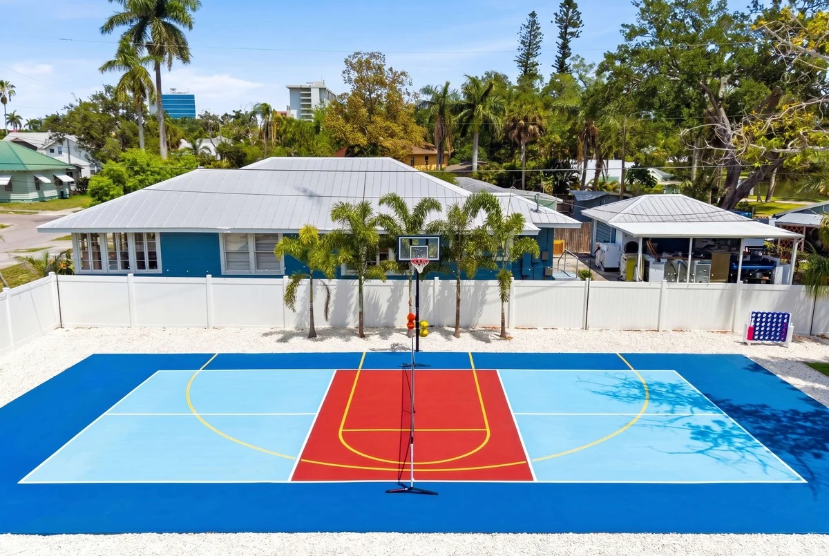 Pickleball, Pool, Tiki Bar, Games property photo 3