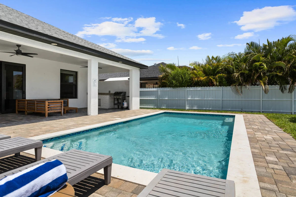 Home in Cape Coral property photo 3