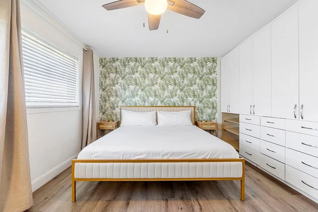 Bedroom 1 image 1
