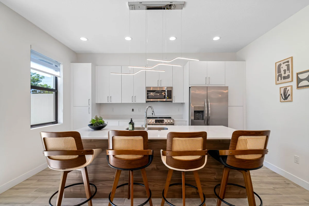 Close to DT Tampa Newly Designed Town Home property photo 5
