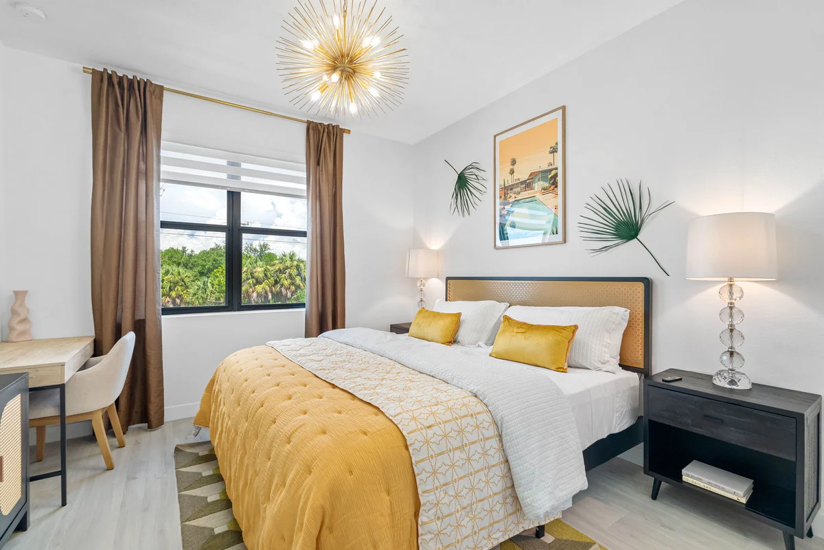 Close to DT Tampa Newly Designed Town Home property photo 1