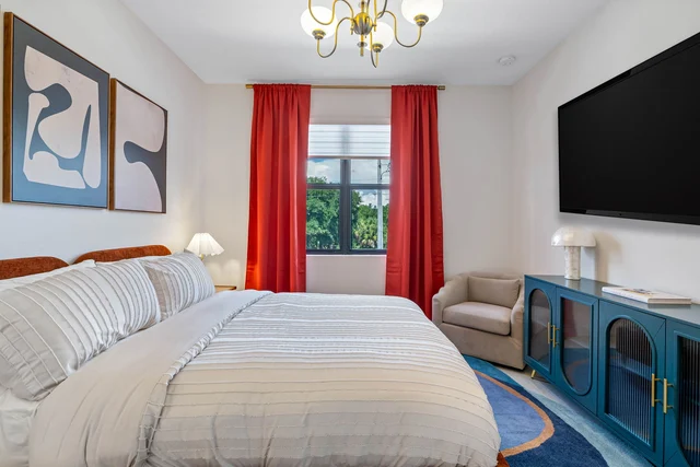 Bedroom 3 image 1