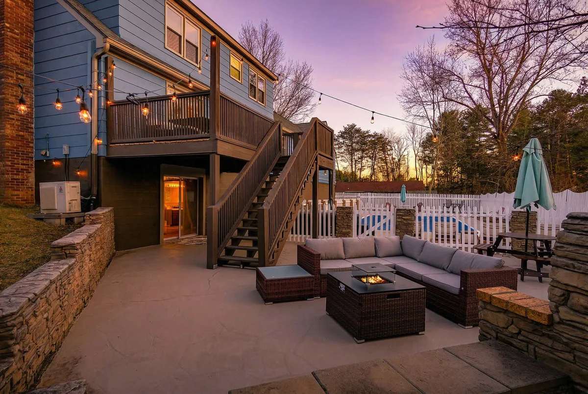 Home in Asheville property photo 2