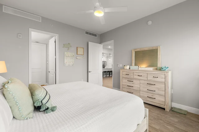 Bedroom 3 image 1