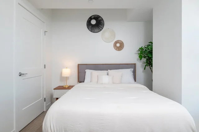 Bedroom image 1