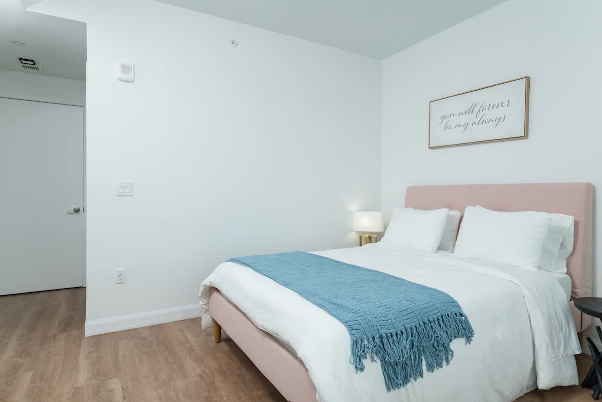 Bedroom image 1