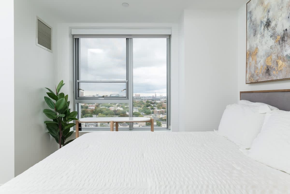 Bedroom image 1