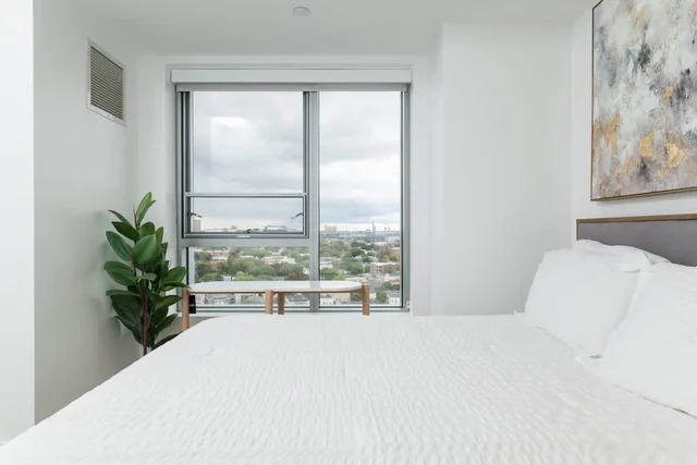 Bedroom image 1