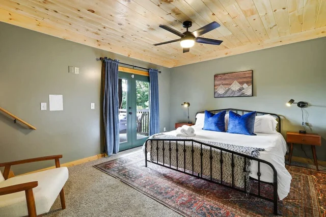Bedroom image 1