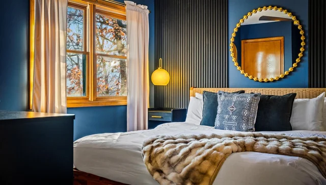 Bedroom image 1