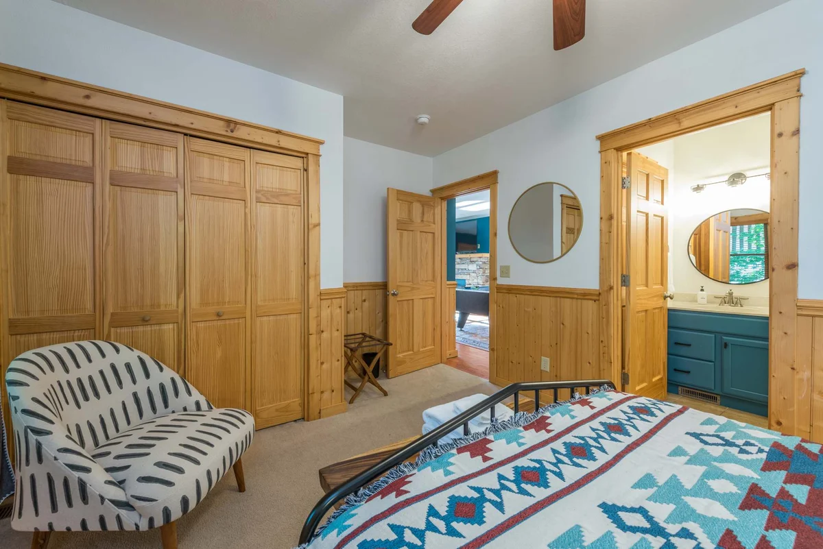 Bedroom image 1