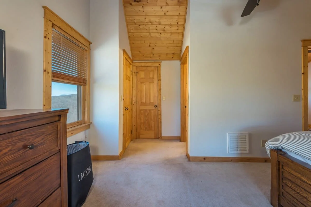 Bedroom image 1