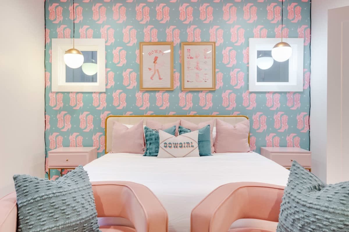 Bedroom image 1