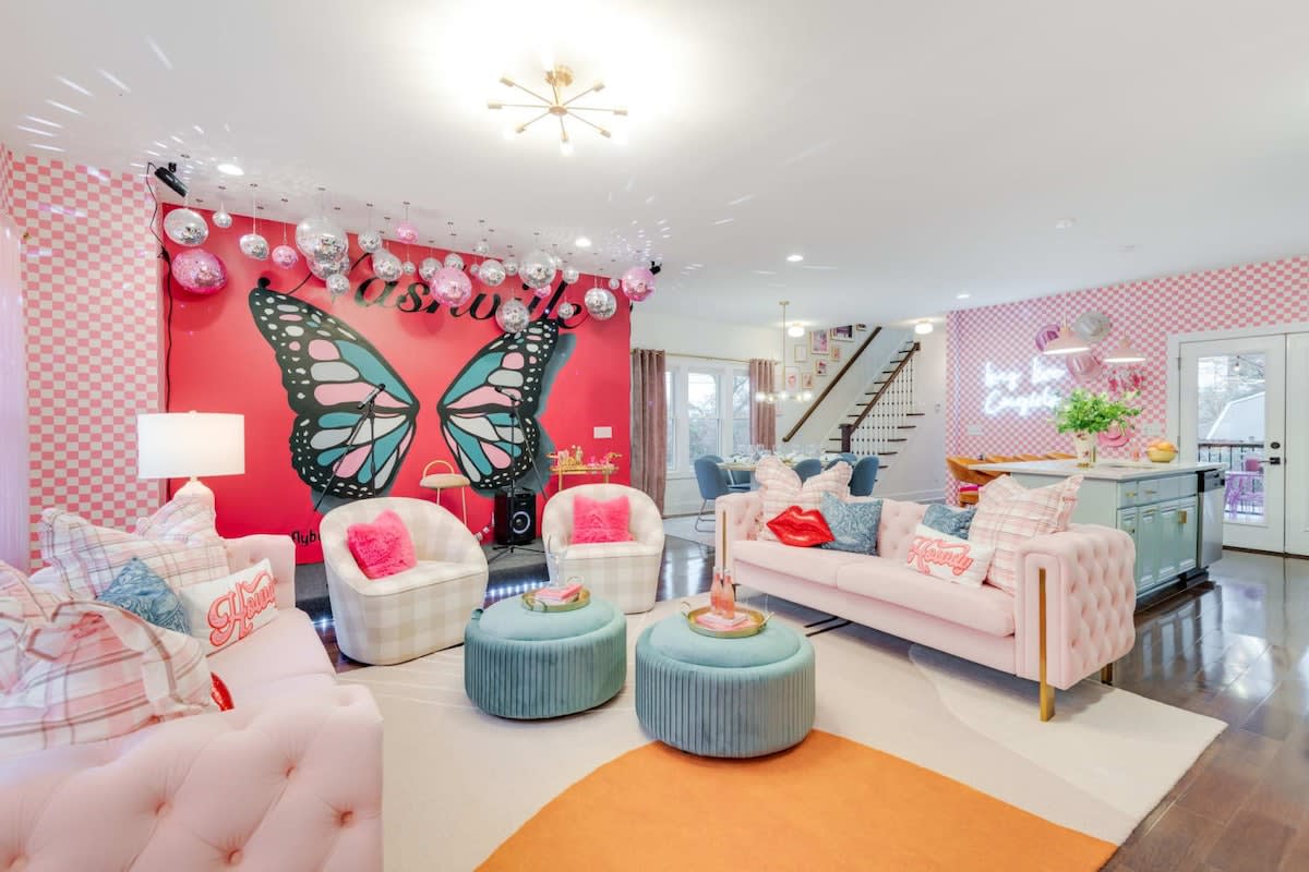 Home in Nashville property photo 2