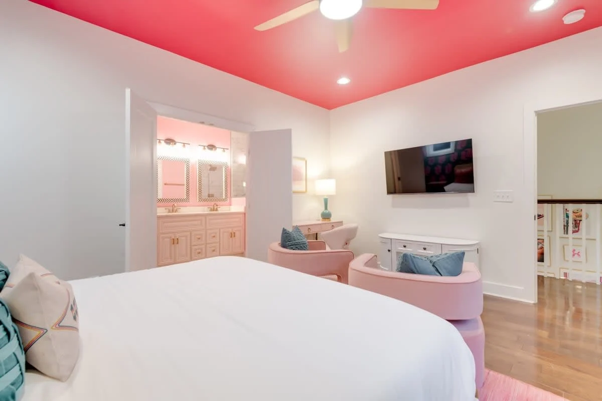 Bedroom image 1