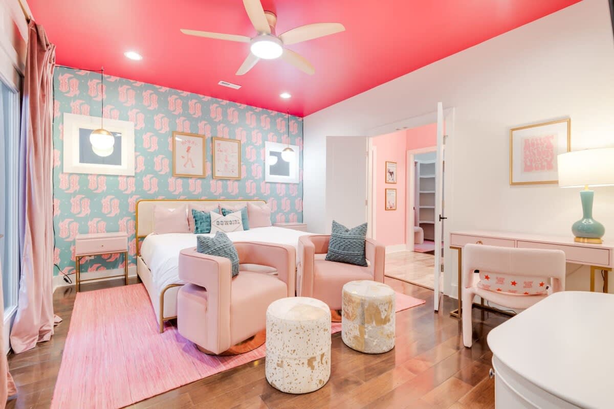 Bedroom image 1