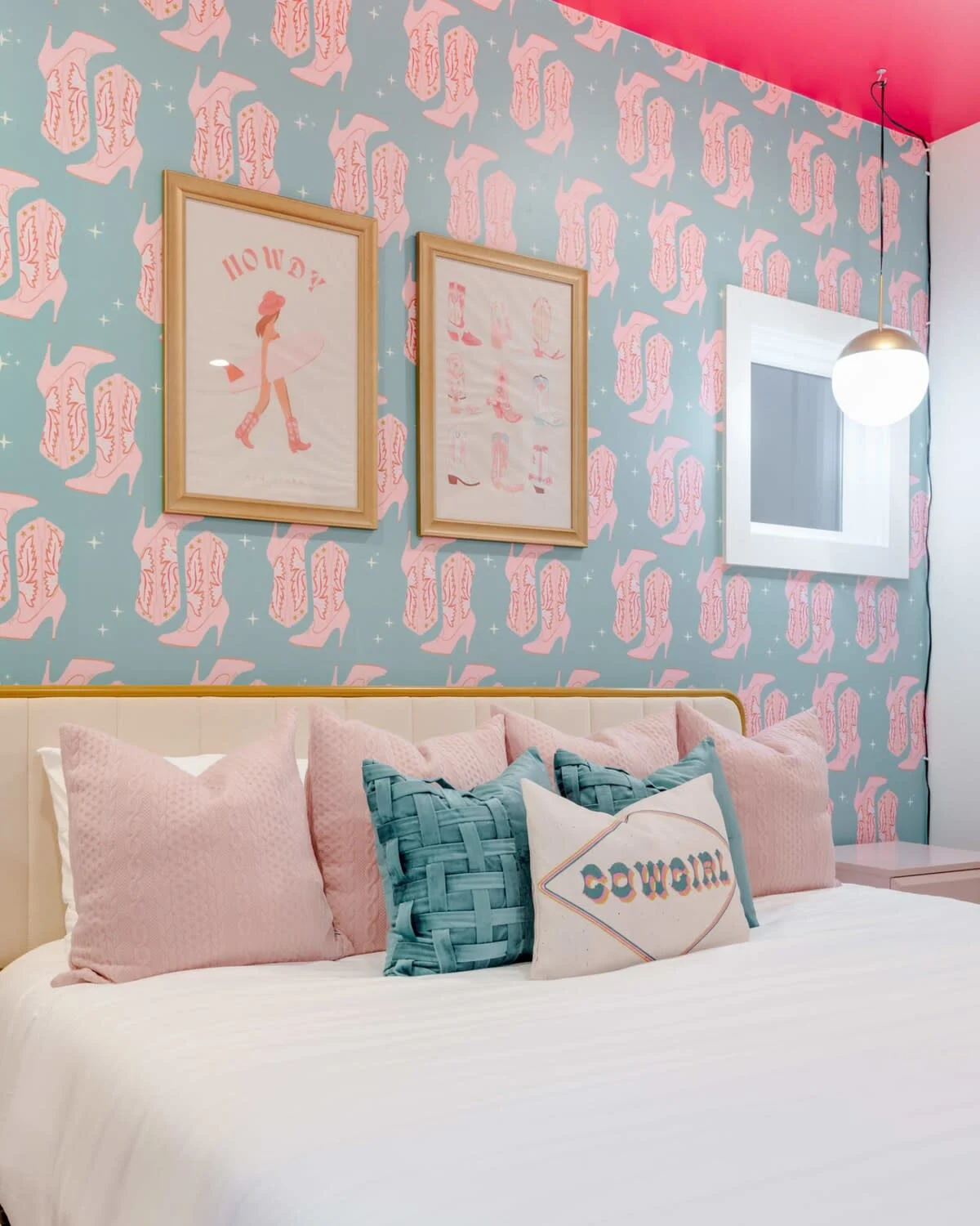 Bedroom image 1