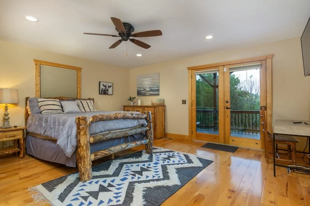 Bedroom image 1