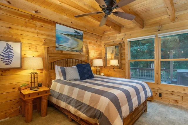 Bedroom image 1