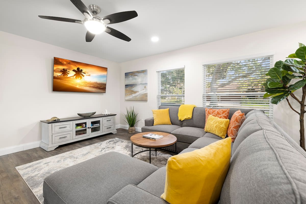 Home in Largo property photo 3