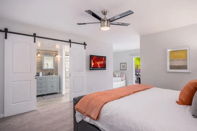 Bedroom image 1