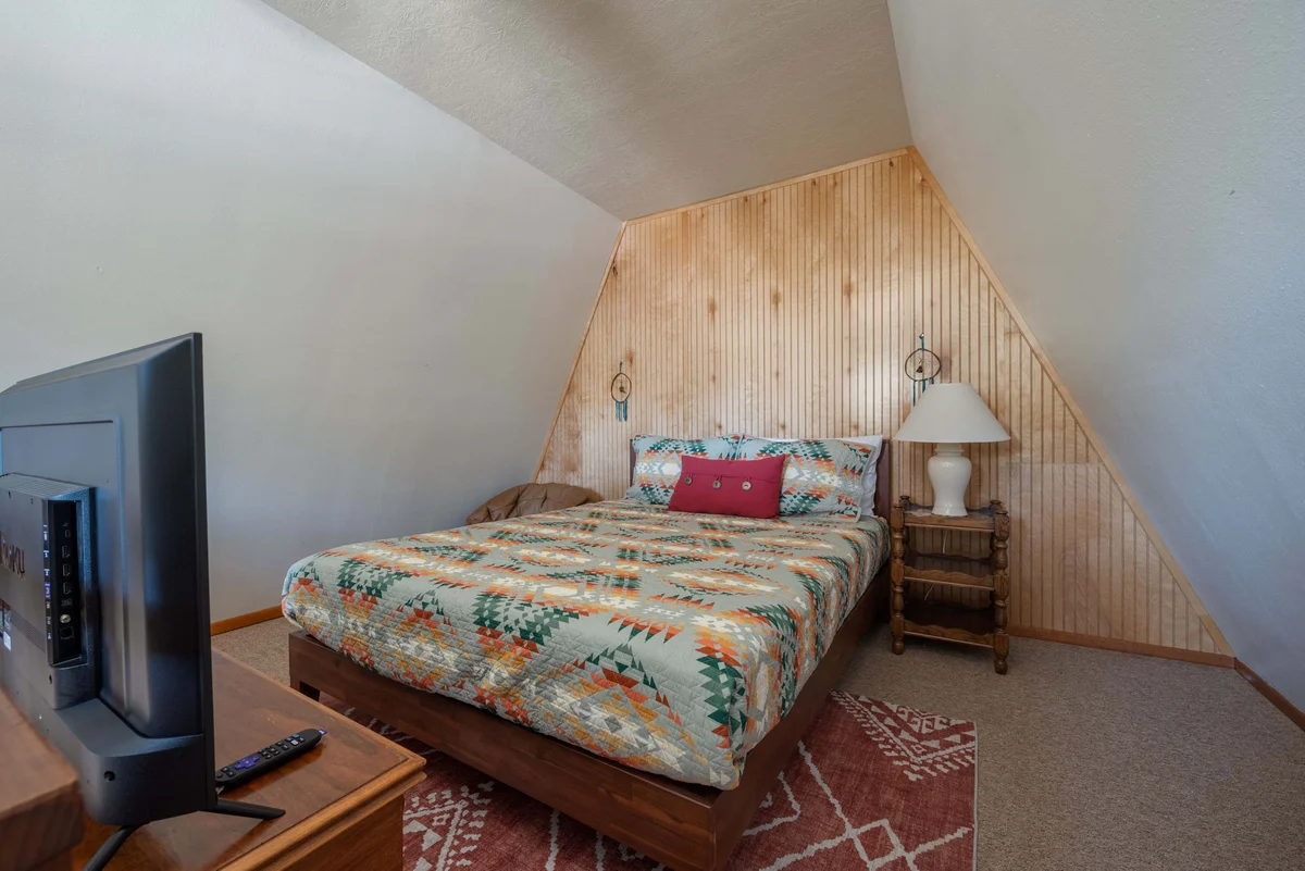 Bedroom image 1