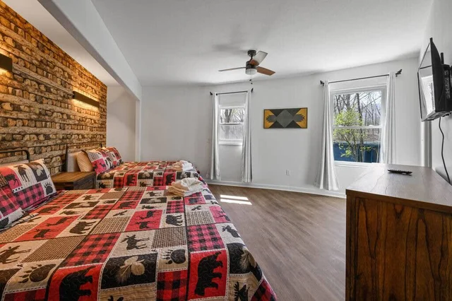 Bedroom image 1