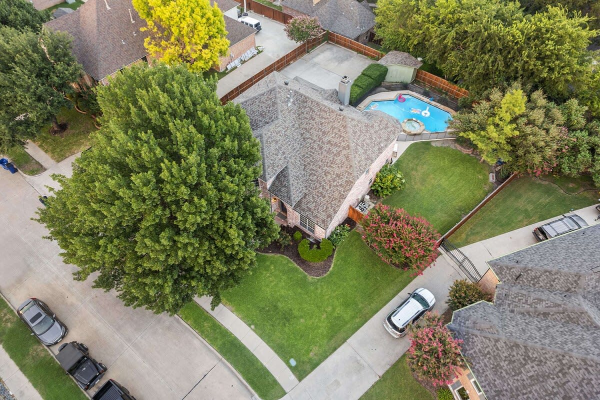 Home in McKinney property photo 4