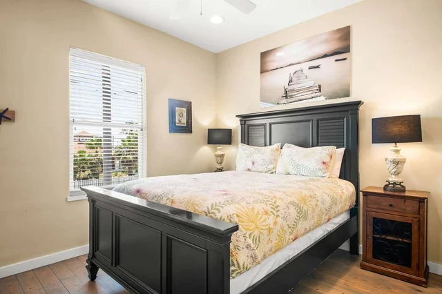 Bedroom image 1