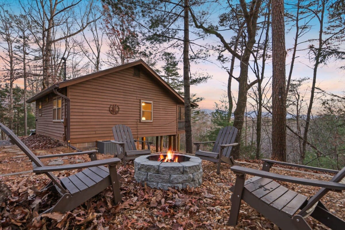 Home in Blairsville property photo 3