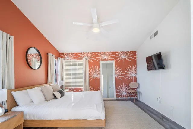Bedroom image 1