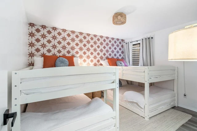 Bedroom image 1
