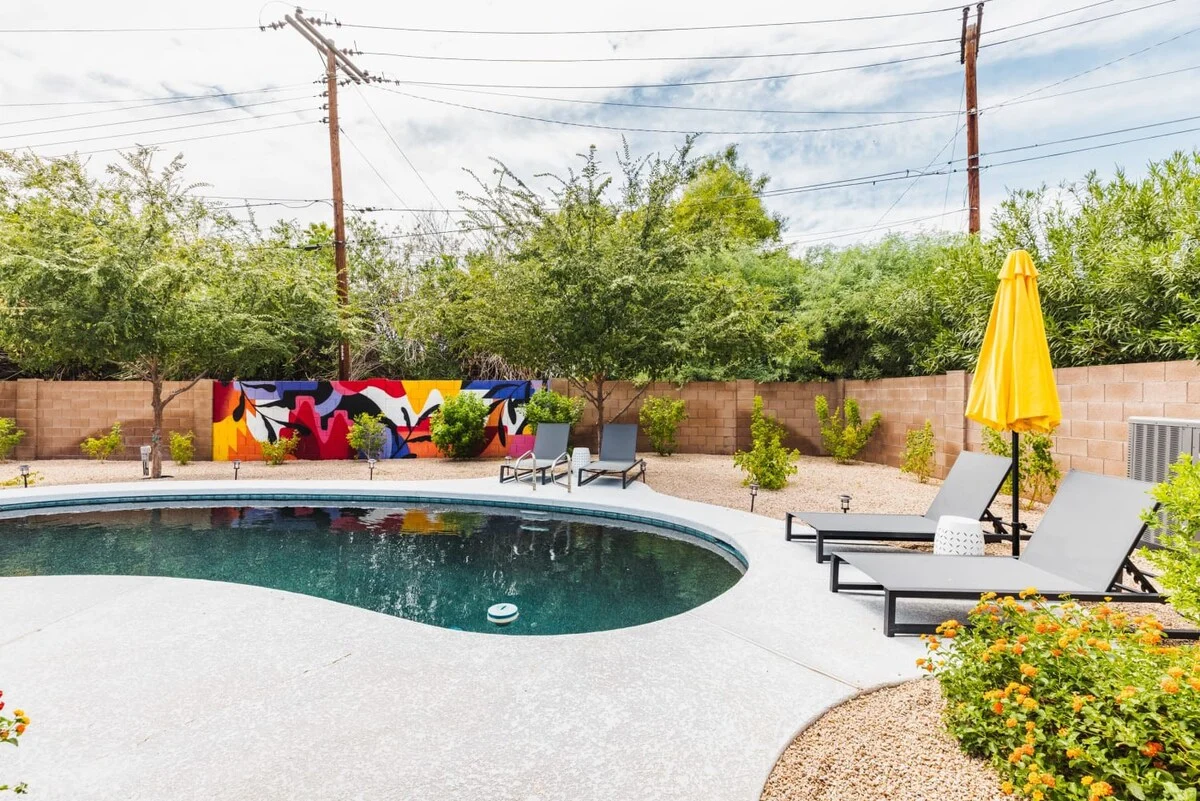 Home in Scottsdale property photo 3