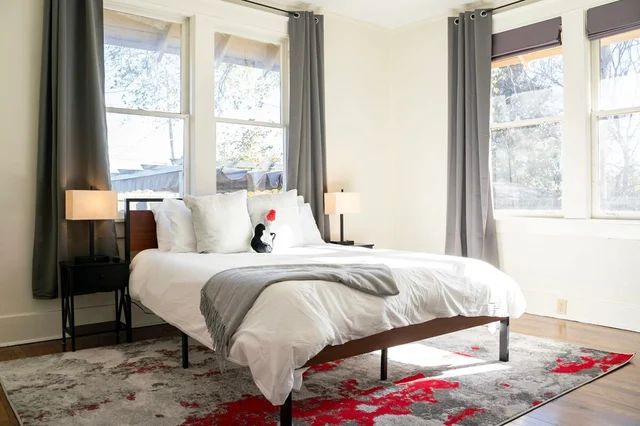 Bedroom image 1
