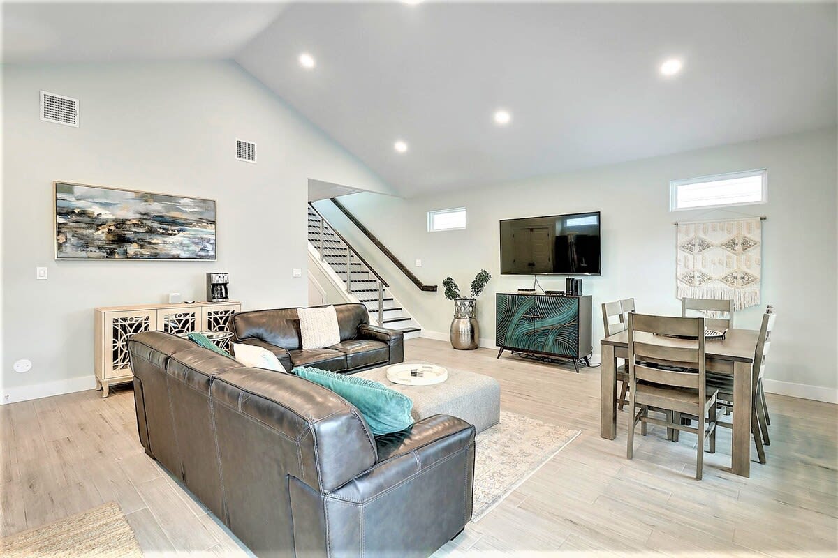 Home in Port Aransas property photo 3