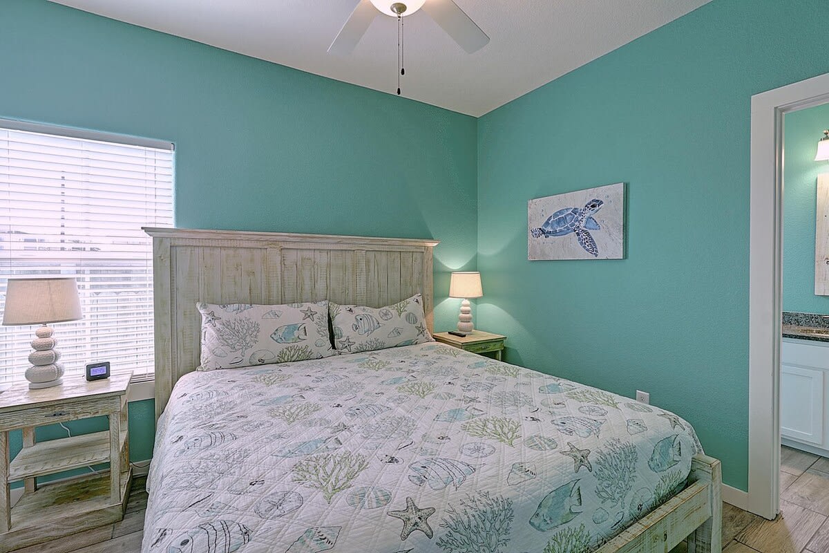 Bedroom image 1