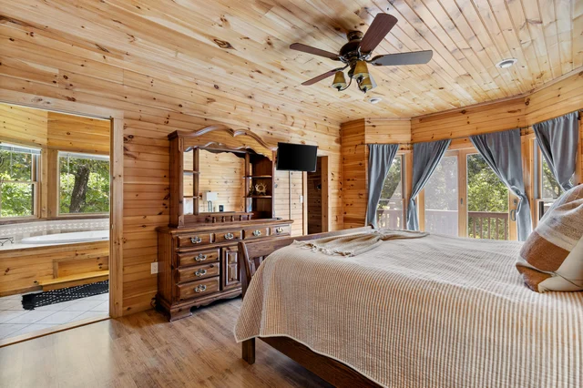 Bedroom image 1