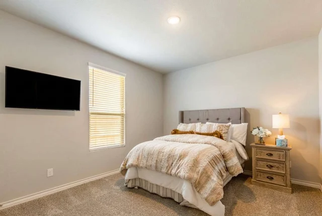 Bedroom image 1