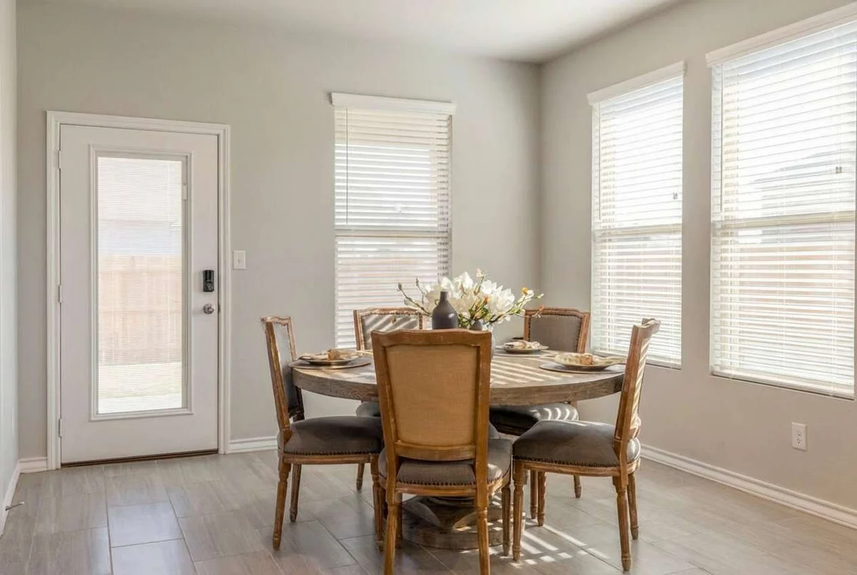 Home in Lubbock property photo 5