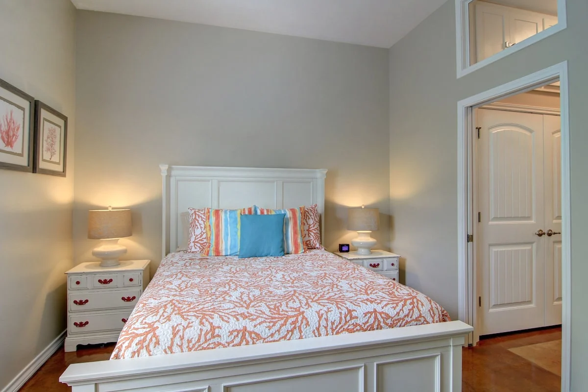 Bedroom image 1
