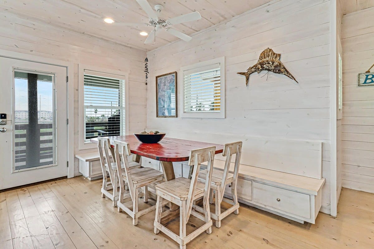 Home in Port Aransas property photo 3