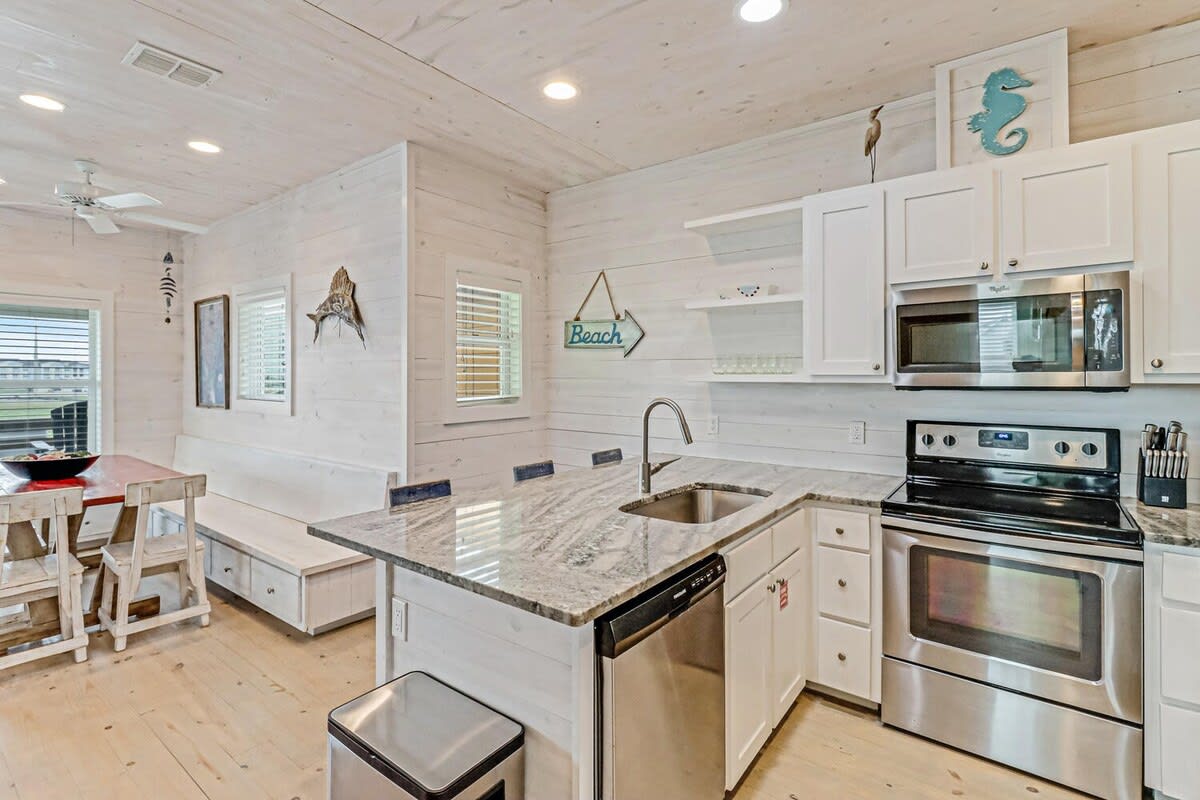 Home in Port Aransas property photo 2