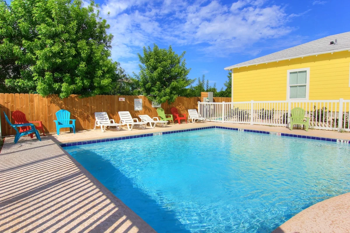 Home in Port Aransas property photo 3
