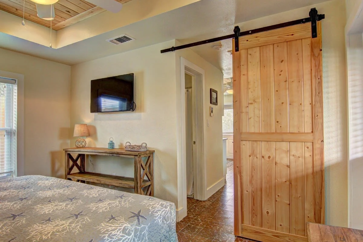 Bedroom image 1