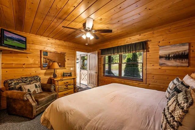 Bedroom image 1